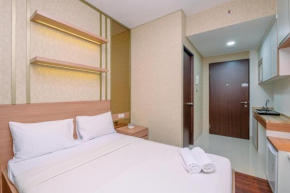 Cozy Studio at Transpark Cibubur Apartment By Travelio